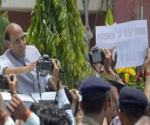 stop violating ceasefire agreement: rajnath singh to pakistan