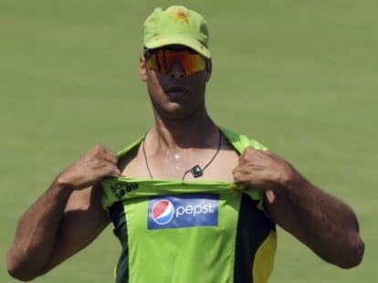Shoaib Akhtar refused to marry with 17 year old girl
