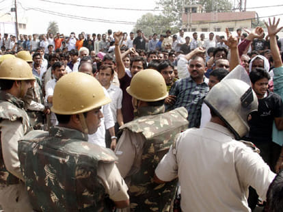 uttar pradesh bjp president visits dadri after vijay pandit murder