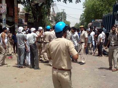 army gives 12 hours relaxation on curfew in mewat area
