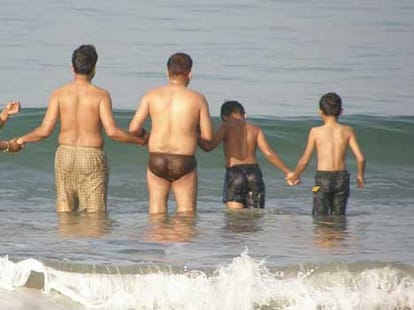 Things That Indians Need To Stop Doing In Goa