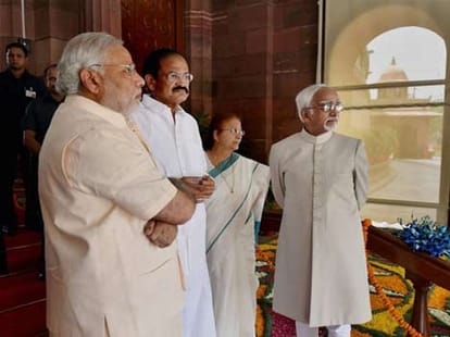 akhilesh implements modi idea in uttar pradesh