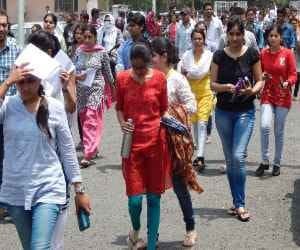 DU admission, large crowd of applicants in NCWEB