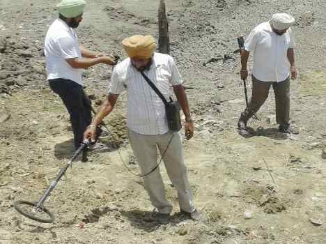 hideout busted in kupwara