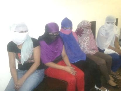 police caught a sex racket at baddi, solan