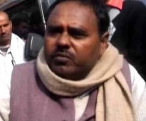 ex MLA purushottam yet to be arrested
