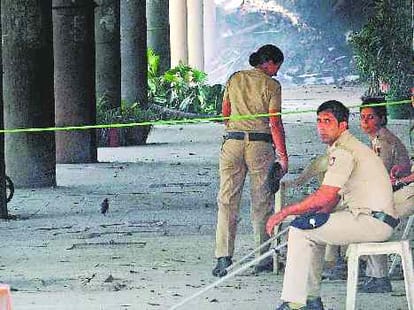 auto driver suffers by dehradun police 