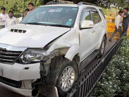 bjp mp pravesh verma's car hits uma bharti's escort gypsy