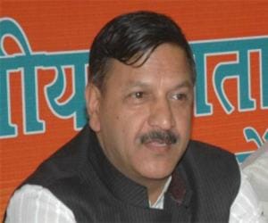 rajeev bindal target congress leaders.