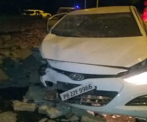 road accident in chandigarh sector 16-23, 4 injured 