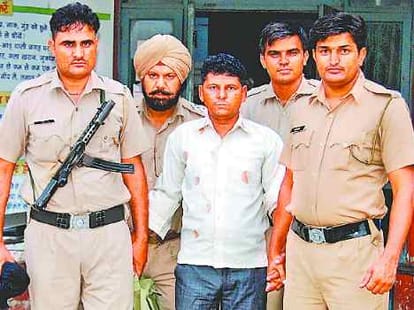 40 lakh rupees cheated in sirsa for the job in foreign