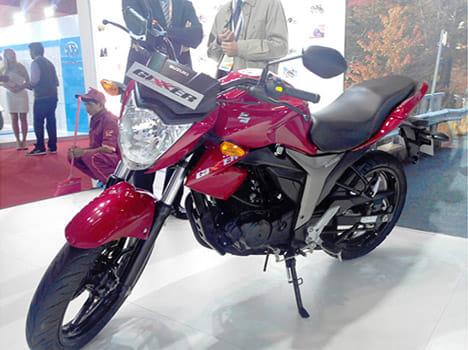 Suzuki started bookings of Gixxer at Rs. 5000