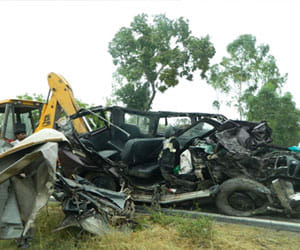 nine died in road accident