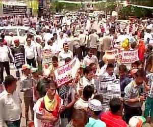The villagers protested on secretariat