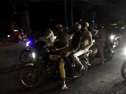 Shab-e-Barat: One killed, 10 injured, more than 3000 bikers fined in delhi