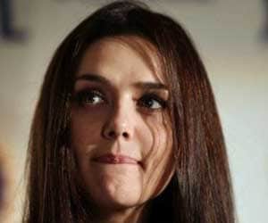 Why Preity Zinta wants to go abroad?