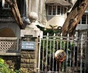 bhabha's banglow auctioned in 372 crores