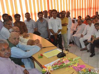 BJP goes to prepare for delhi assembly election