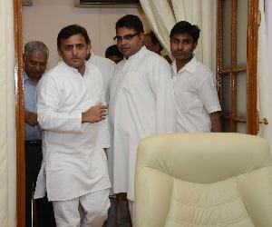 first day of uttar pradesh vidhanparishad