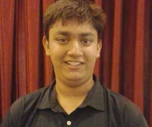 chitrang become iit jee topper