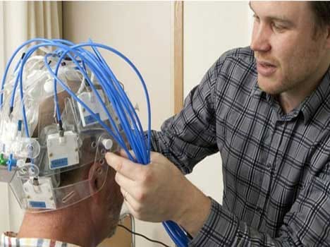 microwave helmet for stroke patient 
