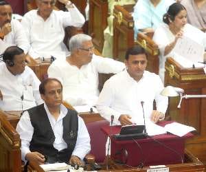 akhilesh focuses on infrastructure in budget