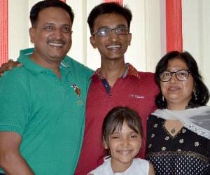 interview of IIT JEE tricity topper Shubham