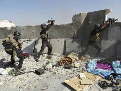 in tikrit rebels pushback iraq army