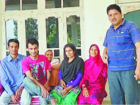 Mohammed ahmed of mandi distt returned from Iraq