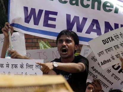 dispute between abvp and aisa in delhi university