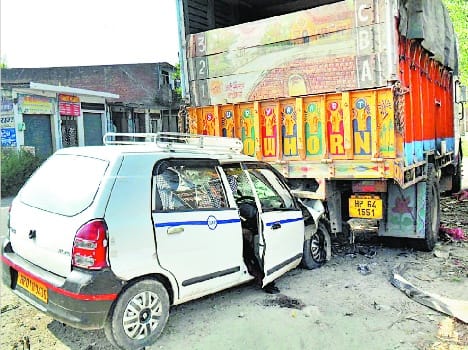alto rammed into a truck 1 died