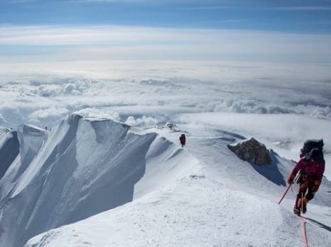 tashi nungshi wins mount mckinley