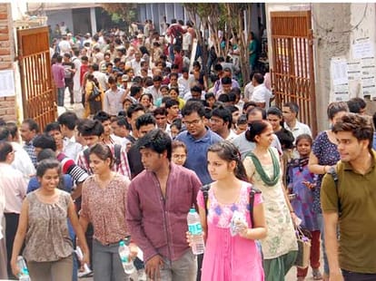 scholoreship in lucknow colleges