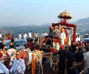 Lisencing became mandatory for wedding carts