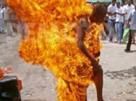 The farmer killed himself on fire