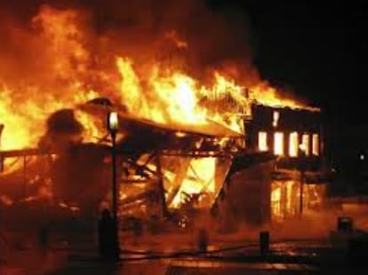 Three people burned to death in house fire