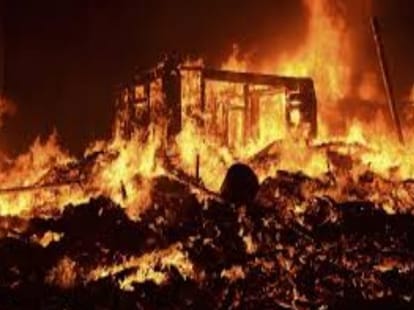 women burns house unknowingly