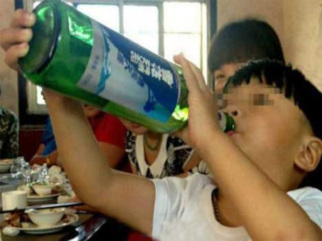two year old who drinks bear