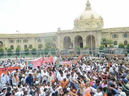 BJP tries to take BSP votebank