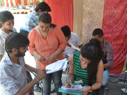 fee in private engineering colleges