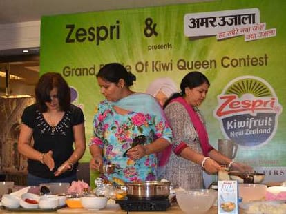 Amar Ujala Jespri Kiwi Fruit Queen Contest