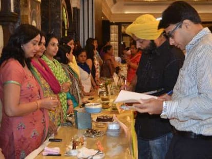 Amar Ujala Jespri Kiwi Fruit Queen Contest