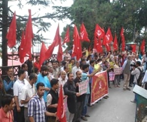 CPIM demonstration at DC office shimla againest rail fare