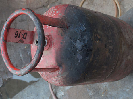 woman's death in cylinder burst 