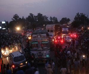 Drama of drunken drivers on highway, jam on highway