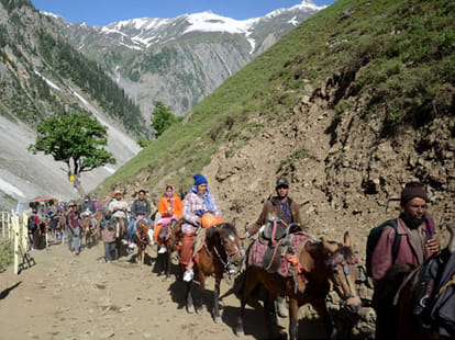 got 5 liters water for bath pay 100 rs in amarnath