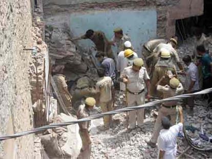 Inderlok: Culprit building owner arrested