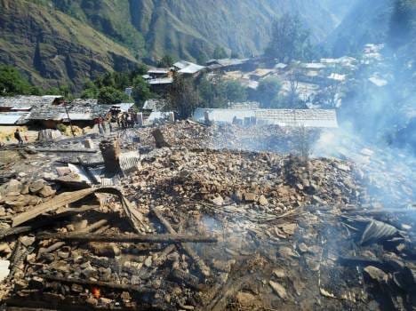 fire burnt 16 houses in uttarkarkashi