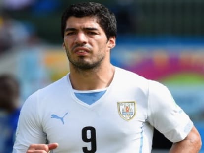 fifa hindi news: Luis Suarez warm welcomes in uruguay