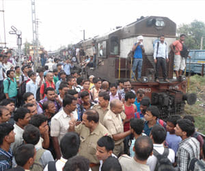 students rampage on mughalsarai and varanasi station